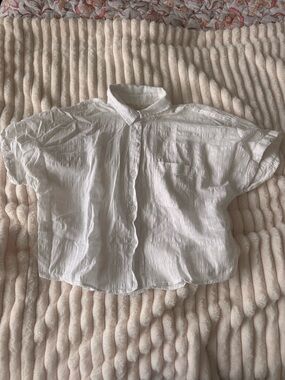Aeropostale White Button-Down Short Sleeve Shirt